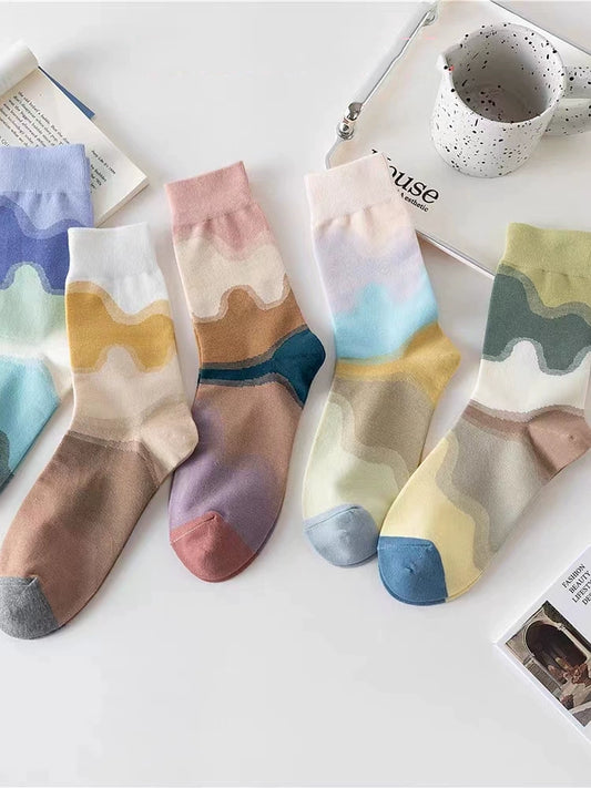 Gradient socks, Korean niche design, cotton socks, personalized oil paintings, Internet celebrity ins, trendy and versatile men's and women's socks