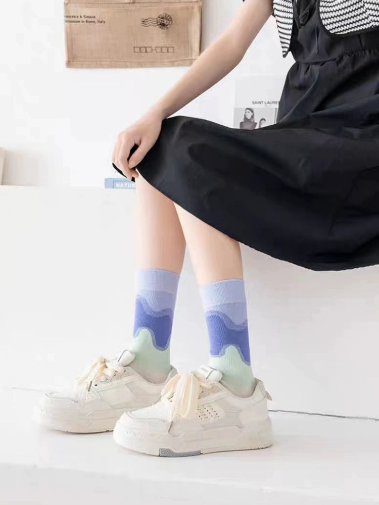 Gradient socks, Korean niche design, cotton socks, personalized oil paintings, Internet celebrity ins, trendy and versatile men's and women's socks